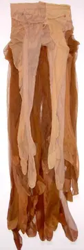r10